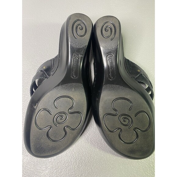 Bare Traps Womens Sandals Size 9 Black Leather Slip-on 2.5" Wedge Heel - Picture 7 of 9